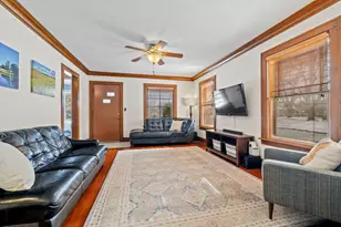 603 N Brainard St, Naperville, IL 60563 - Photo 11