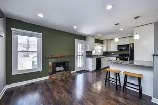 46 White Oak Cir, Saint Charles, IL 60174 - Photo 3