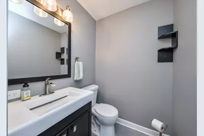 46 White Oak Circle #46, Saint Charles, IL 60174 - Photo 5