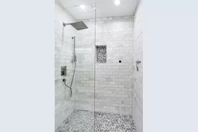 300 W Grand Avenue #210, Chicago, IL 60654 - Photo 9