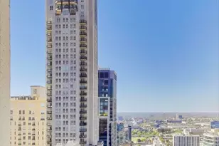 100 E Walton St, Chicago, IL 60611 - Photo 13