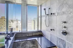 100 E Walton St, Chicago, IL 60611 - Photo 35