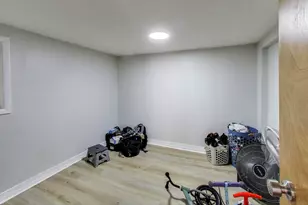 4256 W Kamerling Ave, Chicago, IL 60651 - Photo 43