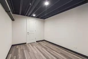 56 Olympus Dr, Tinley Park, IL 60477 - Photo 39