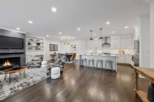 5748 N Hermitage Ave, Chicago, IL 60660 - Photo 7