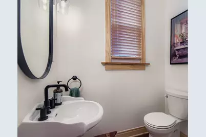 4237 N Avers Avenue, Chicago, IL 60618 - Photo 15