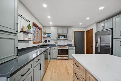 9620 Fox Shores Drive, Algonquin, IL 60102 - Photo 9