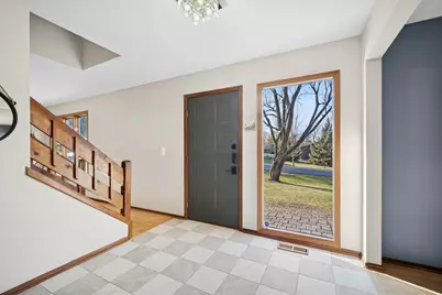 9620 Fox Shores Drive, Algonquin, IL 60102 - Photo 5