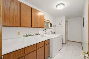 9410 Seton Pl, Orland Park, IL 60467 - Photo 15