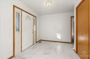 9410 Seton Pl, Orland Park, IL 60467 - Photo 5