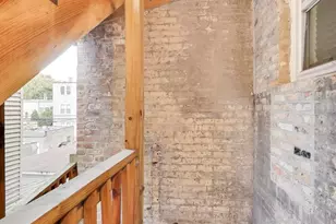 6421 N Greenview Ave, Chicago, IL 60626 - Photo 17