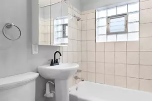 16 N Garfield St, Lombard, IL 60148 - Photo 7