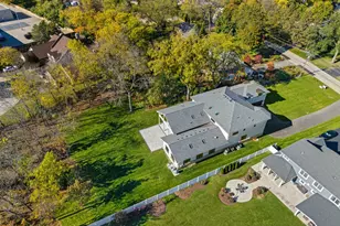 1851 Oakwood Rd, Northbrook, IL 60062 - Photo 71