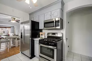 6057 W Melrose St, Chicago, IL 60634 - Photo 13