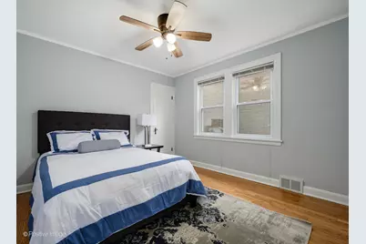 6057 W Melrose Street, Chicago, IL 60634 - Photo 9