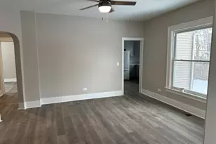 231-233 Williams St, Aurora, IL 60506 - Photo 3