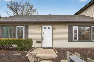 43 S Craig Pl, Lombard, IL 60148 - Photo 3