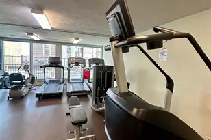 6033 N Sheridan Rd, Chicago, IL 60660 - Photo 25