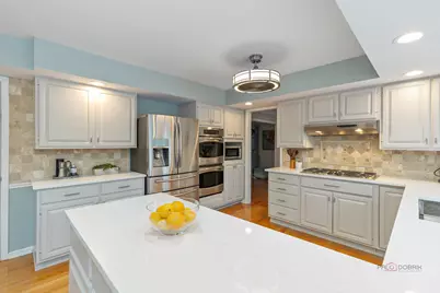 30 Regent Lane, Lincolnshire, IL 60069 - Photo 9