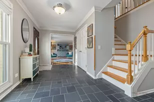 30 Regent Ln, Lincolnshire, IL 60069 - Photo 3