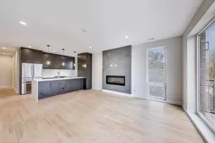 3339 N Ridgeway Ave, Chicago, IL 60618 - Photo 5