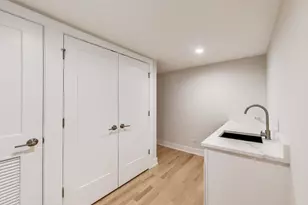 3339 N Ridgeway Ave, Chicago, IL 60618 - Photo 21