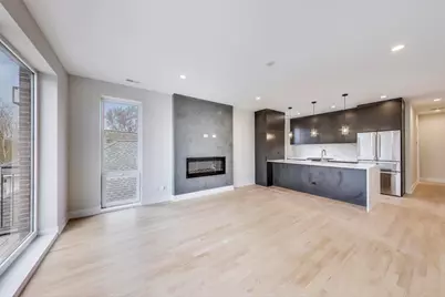 3339 N Ridgeway Avenue #2N, Chicago, IL 60618 - Photo 5