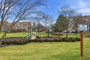 1164 Talbots Ln, Elk Grove Village, IL 60007 - Photo 31