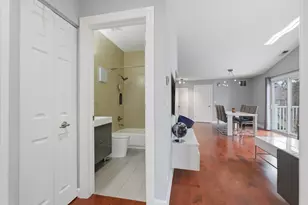 1164 Talbots Ln, Elk Grove Village, IL 60007 - Photo 21