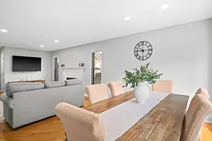 7S367 Augusta Ln, Naperville, IL 60540 - Photo 11