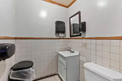 10606 S Torrence Avenue, Chicago, IL 60617 - Photo 13