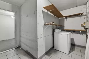 10606 S Torrence Ave, Chicago, IL 60617 - Photo 11