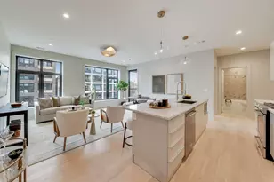 1317 N Western Ave, Chicago, IL 60622 - Photo 9