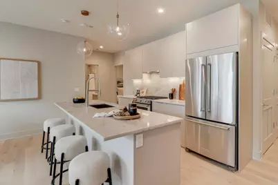 1317 N Western Avenue #205, Chicago, IL 60622 - Photo 7