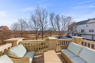 1081 Bartholdi Ct, Carol Stream, IL 60188 - Photo 13