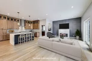 7303 Ponto Ct, Morton Grove, IL 60053 - Photo 3