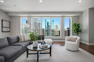 415 E North Water St, Chicago, IL 60611 - Photo 9