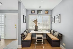 1 Dee Road N, Park Ridge, IL 60068 - Photo 3