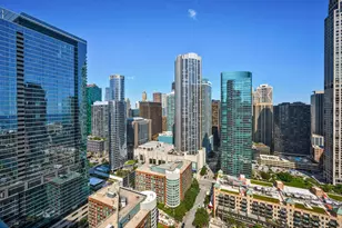 415 E North Water St, Chicago, IL 60611 - Photo 41