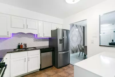 565 Maple Avenue #8, Lisle, IL 60532 - Photo 7