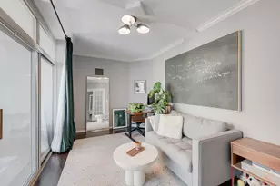 21 W Chestnut St, Chicago, IL 60610 - Photo 13