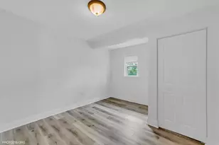 10002 S Torrence Ave, Chicago, IL 60617 - Photo 17