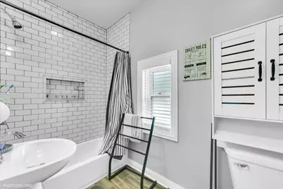 10002 S Torrence Avenue, Chicago, IL 60617 - Photo 23