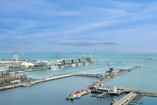 211 N Harbor Dr, Chicago, IL 60601 - Photo 39