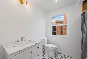 801 W Clark St, Champaign, IL 61820 - Photo 15