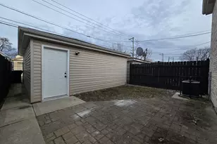 4063 S Rockwell St, Chicago, IL 60632 - Photo 21