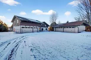 6509 Oak Hill Dr, Richmond, IL 60071 - Photo 5