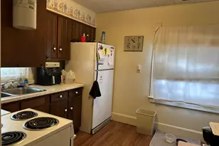 109 E Morris St, Morrison, IL 61270 - Photo 9