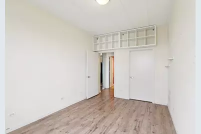 974 W 35th Place #302, Chicago, IL 60609 - Photo 11
