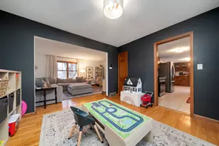 813 Prestwick Pkwy, Rockford, IL 61107 - Photo 13